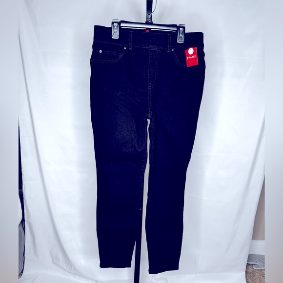 🆕 NWT Spanx Ankle Skinny Jeans Size Medium Petite in Clean Black - Picture 3 of 7